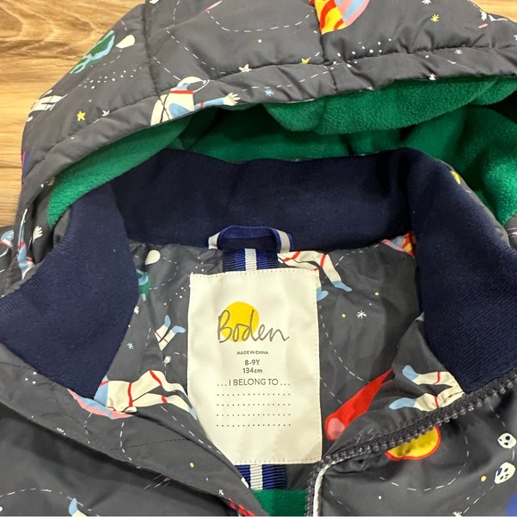 Mini Boden Boys' Space Shower Resistant Padded Jacket, Dark Grey Sz 8-9 EUC - Picture 5 of 8